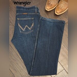 'Wrangler' Women's Q-Baby Ultimate Riding Bootcut Jeans Sz 7/8 × 36L